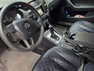 2016 Skoda Octavia III (A7), белый, 999999 рублей, вид 5