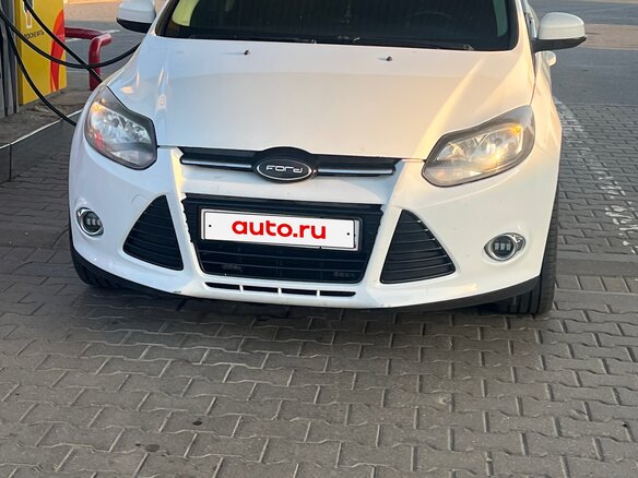 2012 Ford Focus III, белый, 850000 рублей - вид 1