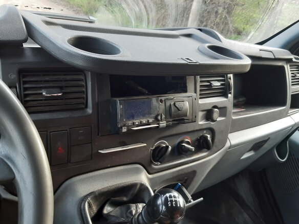 2013 Ford Transit, чёрный, 700000 рублей - вид 3