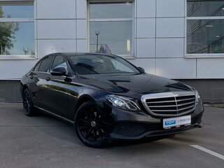 2020 Mercedes-Benz E-Класс 200 V (W213, S213, C238), чёрный, 1949000 рублей, вид 3