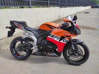 2009 Honda CBR 600RR, оранжевый, 670000 рублей, вид 2