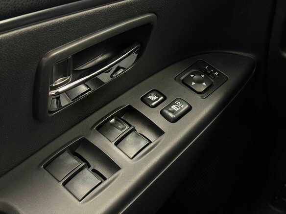 2018 Mitsubishi ASX I Рестайлинг 2, белый, 1350000 рублей - вид 9