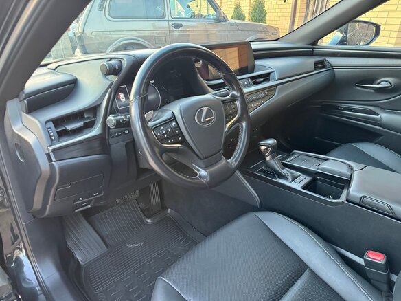 2021 Lexus ES 200 VII, чёрный, 3399000 рублей - вид 13