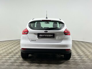 2017 Ford Focus III Рестайлинг, белый, 1075000 рублей, вид 4