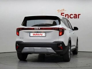 2023 Kia Seltos I Рестайлинг, белый, 1750999 рублей, вид 4