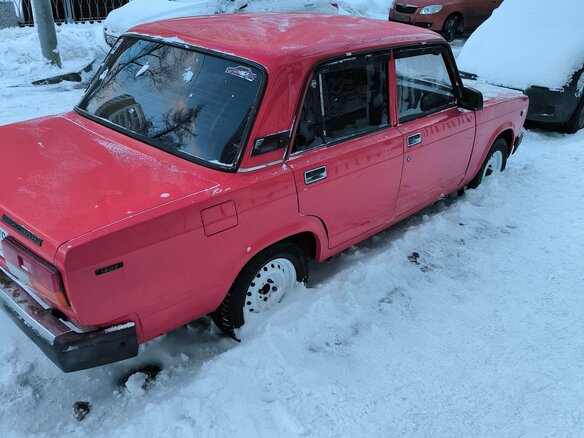 2000 Lada (ВАЗ) 2107, красный, 300000 рублей - вид 5