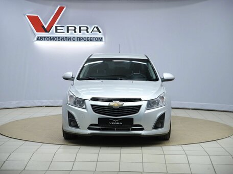 2013 Chevrolet Cruze I Рестайлинг, серебристый, 510000 рублей, вид 2
