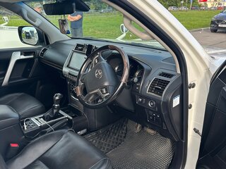 2020 Toyota Land Cruiser Prado 150 Series Рестайлинг 3, белый, 4050000 рублей, вид 5