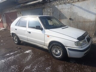 2001 Skoda Felicia I Рестайлинг, белый, 240000 рублей, вид 2