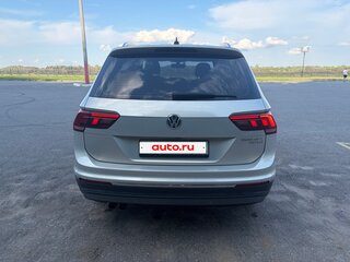 2020 Volkswagen Tiguan 380TSI L II (China Market), серый, 2840000 рублей, вид 4