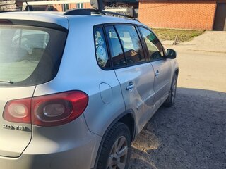 2010 Volkswagen Tiguan I, серебристый, 700000 рублей, вид 2