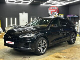 2019 Audi Q8 55 TFSI I (4M), чёрный, 4890000 рублей, вид 2