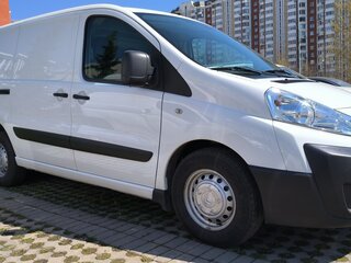 2013 Citroen Jumpy II Рестайлинг, белый, 1999000 рублей, вид 3