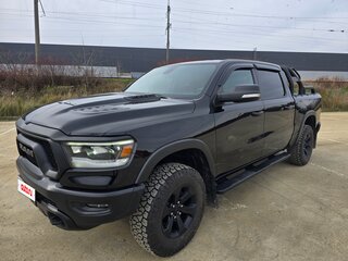 2020 Ram 1500 Crew Cab V, чёрный, 6340000 рублей, вид 1