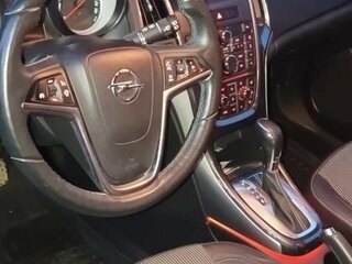 2013 Opel Astra J Рестайлинг, бежевый, 1200000 рублей, вид 5