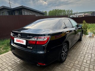 2016 Toyota Camry VII (XV50) Рестайлинг, серебристый, 2450000 рублей, вид 5