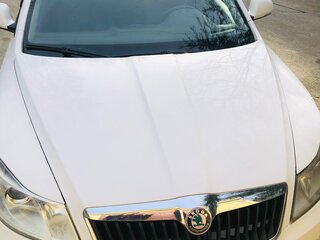 2013 Skoda Octavia II (A5) Рестайлинг, белый, 550000 рублей, вид 1