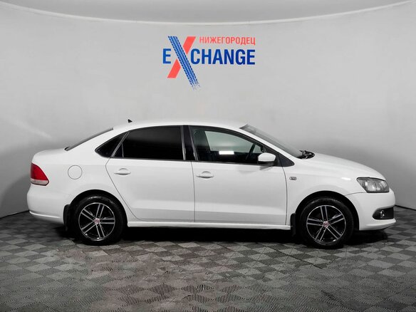 2014 Volkswagen Polo V, белый - вид 4