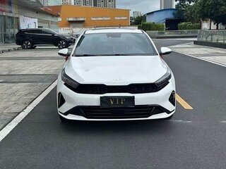 2022 Kia K3 II (China Market) Рестайлинг, белый, 1260000 рублей, вид 4