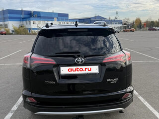 2017 Toyota RAV4 IV (XA40) Рестайлинг, чёрный, 2350000 рублей, вид 5
