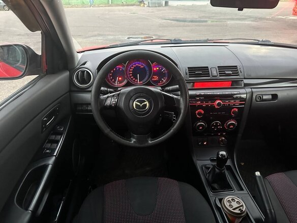 2003 Mazda 3 I (BK), красный, 330000 рублей - вид 6