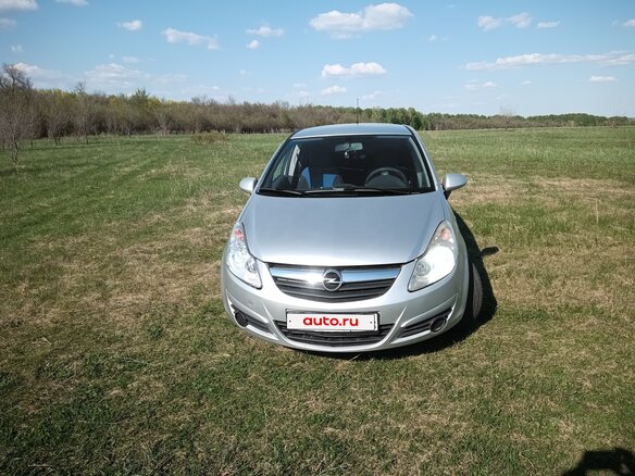 2007 Opel Corsa D, серебристый, 300000 рублей