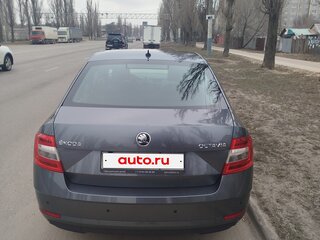 2020 Skoda Octavia III (A7) Рестайлинг, серый, 1830000 рублей, вид 3
