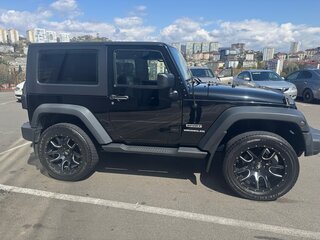 2008 Jeep Wrangler III (JK), чёрный, 2500000 рублей, вид 3