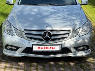 2011 Mercedes-Benz E-Класс 250 5G-Tronic IV (W212, S212, C207), серебристый, 1150000 рублей, вид 1