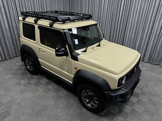 2022 Suzuki Jimny Sierra IV, бежевый, 2545000 рублей, вид 4