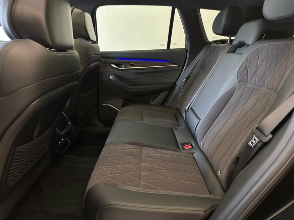 2026 Geely Monjaro I, чёрный, 4954990 рублей - вид 14