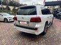 2011 Lexus LX 570 III, белый, 4200000 рублей - вид 3
