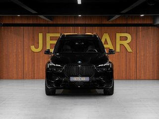 2025 BMW X7 40d I (G07) Рестайлинг, чёрный, 16490000 рублей, вид 3