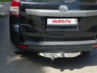 2016 Toyota Land Cruiser Prado 150 Series Рестайлинг 1, чёрный, 3350000 рублей, вид 3