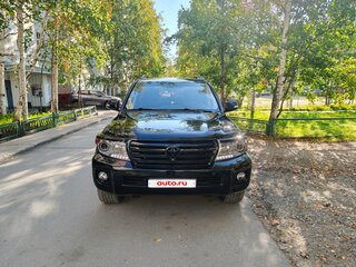 2013 Toyota Land Cruiser 200 Series Рестайлинг 1, чёрный, 4000000 рублей, вид 3