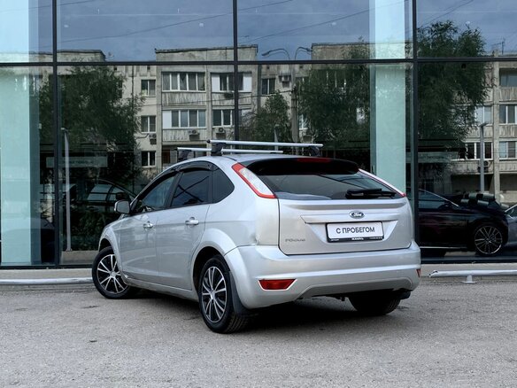 2009 Ford Focus II Рестайлинг, серебристый - вид 6