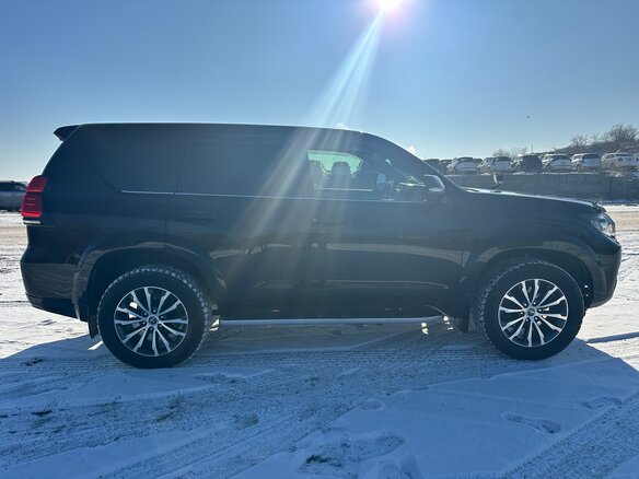2018 Toyota Land Cruiser Prado 150 Series Рестайлинг 2, чёрный, 4994000 рублей - вид 12
