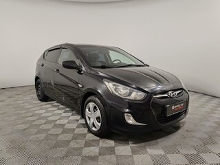 2011 Hyundai Solaris I, чёрный, 730000 рублей, вид 3