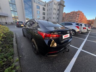 2018 Hyundai Solaris II, чёрный, 1400000 рублей, вид 2