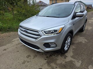 2019 Ford Escape III Рестайлинг, серый, 1700000 рублей, вид 1