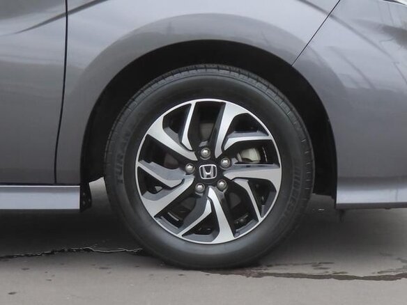 2022 Honda Stepwgn Spada V Рестайлинг, серый, 1900000 рублей - вид 26