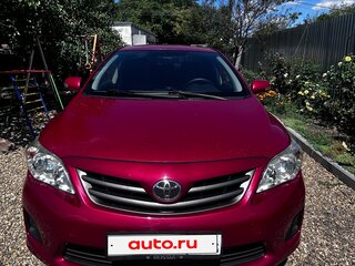 2011 Toyota Corolla X (E140, E150) Рестайлинг, красный, 920000 рублей, вид 2