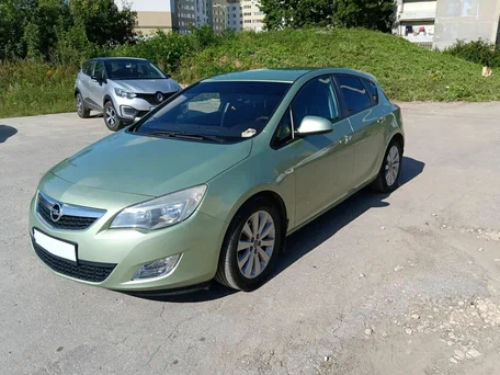 2011 Opel Astra J, серый, 600000 рублей, вид 1