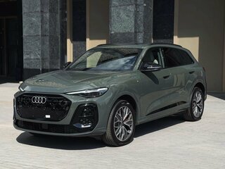 2026 Audi Q5 40 TFSI III (GU), зелёный, 6300000 рублей, вид 5