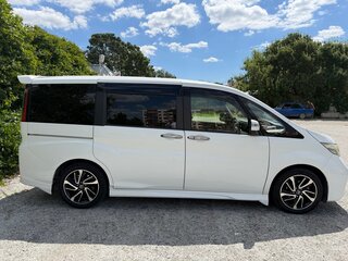 2015 Honda Stepwgn Spada V, белый, 1900000 рублей, вид 2