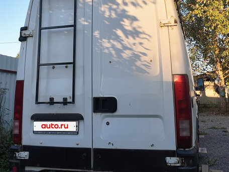 2001 Iveco Daily, белый, 2500000 рублей, вид 2