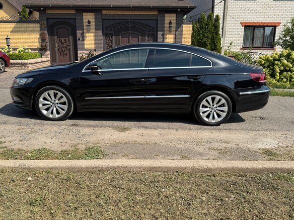 2013 Volkswagen Passat CC I Рестайлинг, чёрный, 1350000 рублей - вид 3