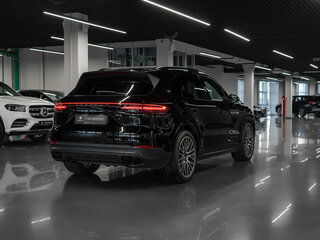 2021 Porsche Cayenne III, чёрный, 8750000 рублей, вид 5