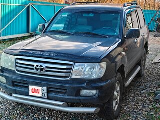 2005 Toyota Land Cruiser 105 100 Series Рестайлинг 2, чёрный, 2200000 рублей, вид 1