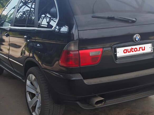 2001 BMW X5 4.4i I (E53), чёрный - вид 1